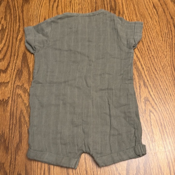 Two City Mouse Button-Up Baby Rompers - Picture 8 of 8